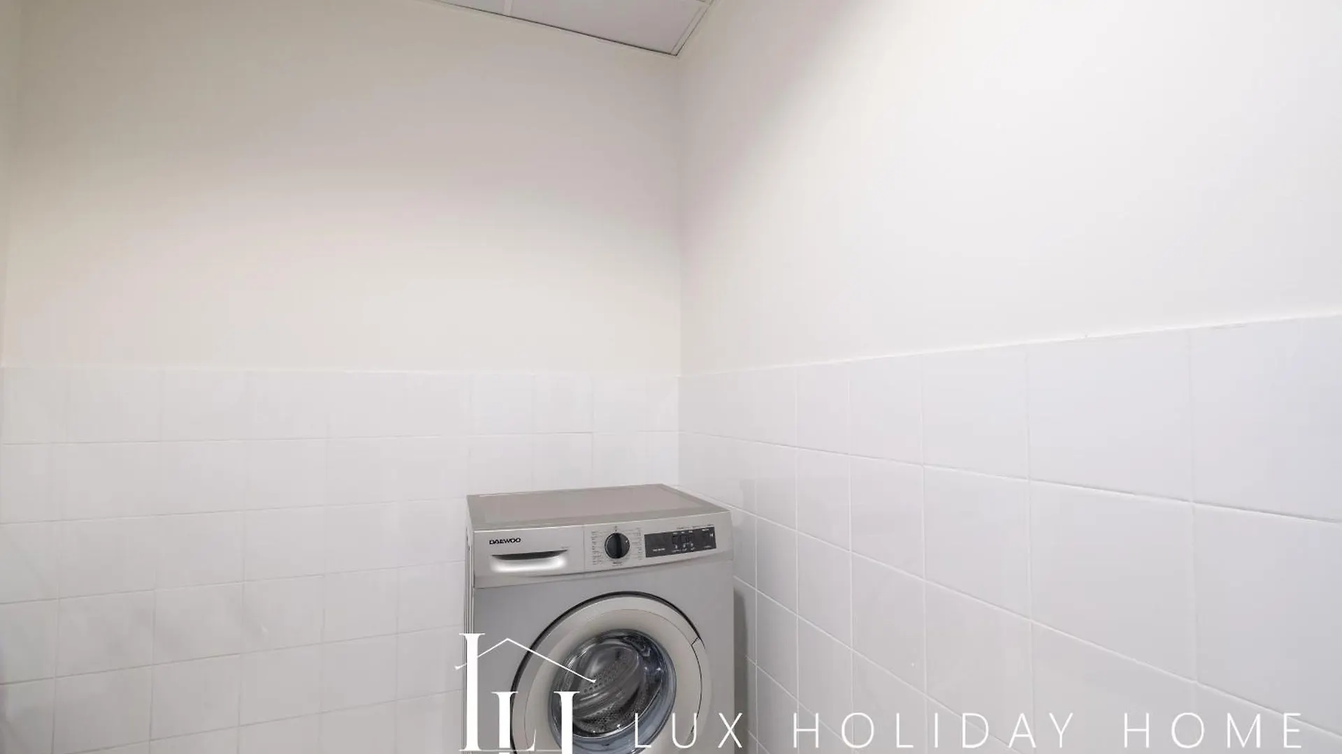 Lux The Al Seef Marina Suite 2 Dubai